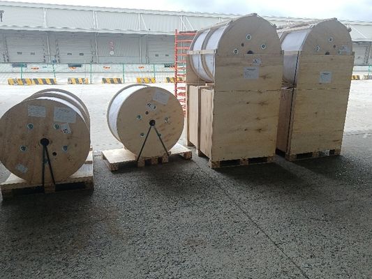 Gęstość różni się Dostosowywalny FRP Członek prostokątny Custom Lekkie w porównaniu do stali Trwały materiał nadaje się do przemysłu